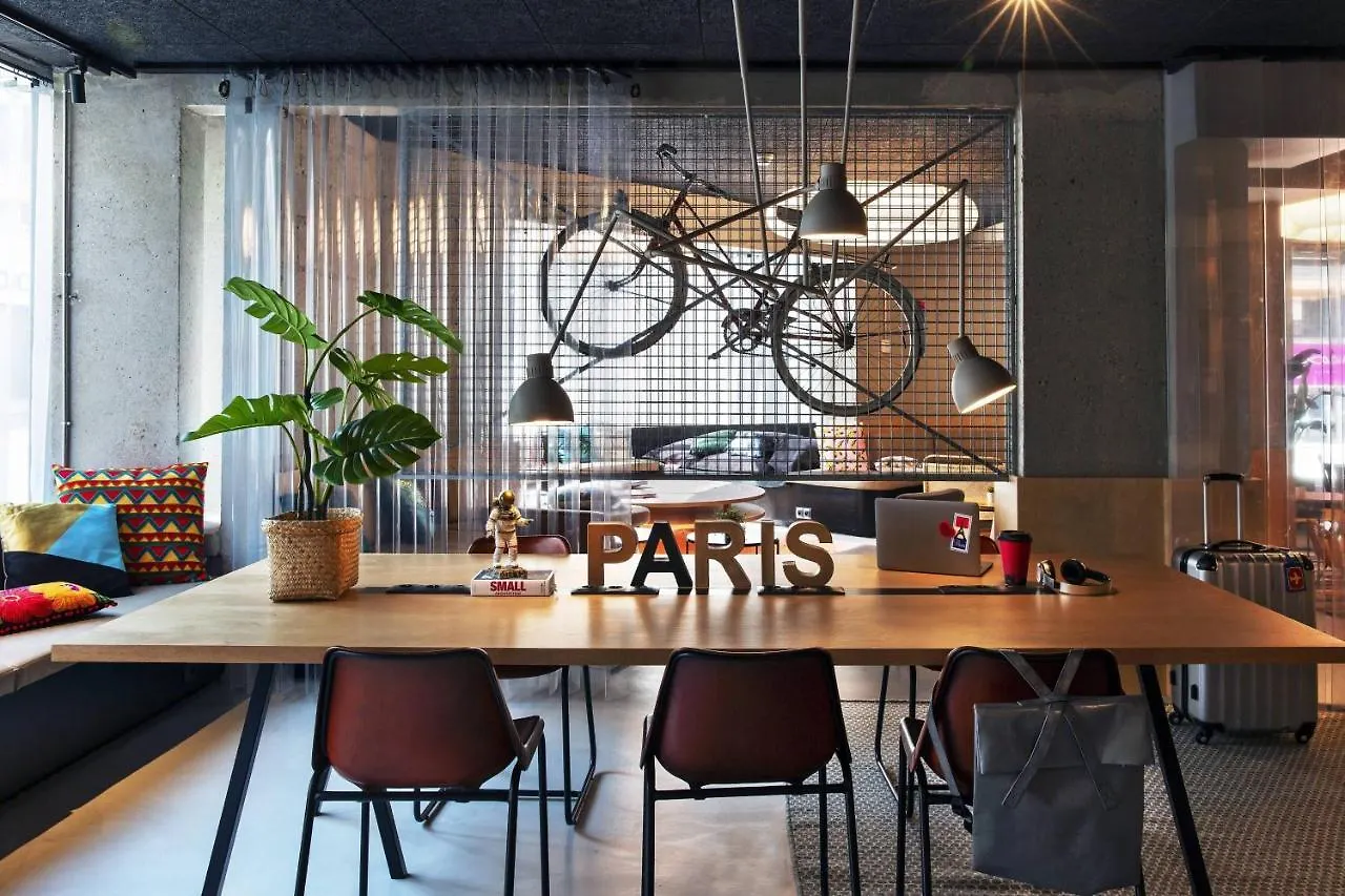 Moxy Bastille 3* Paryż
